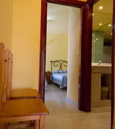 Mediterráneo Hotel *