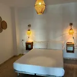 Mediterraneo By Croma إِستيبونا